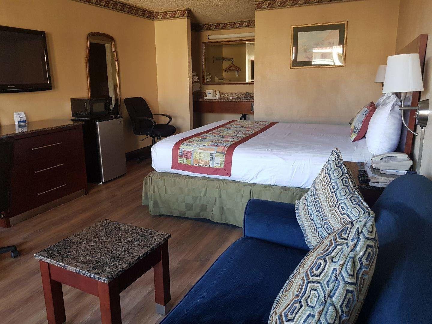 Travelodge By Wyndham Costa Mesa Newport Beach Hacienda Luaran gambar