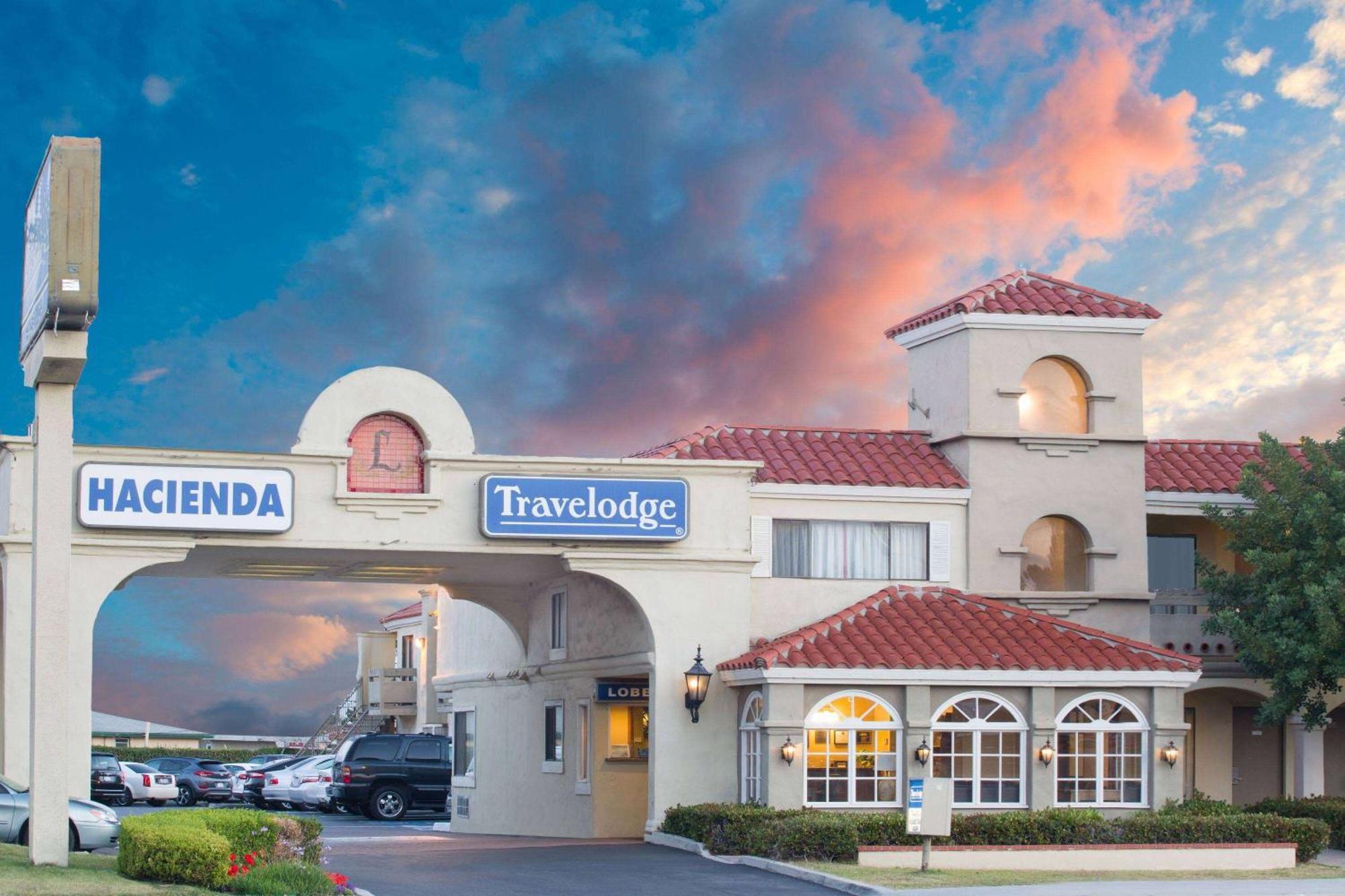 Travelodge By Wyndham Costa Mesa Newport Beach Hacienda Luaran gambar